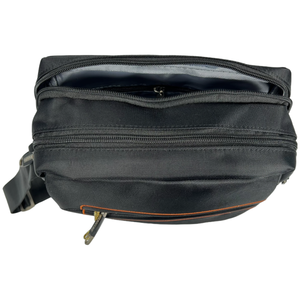 Сумка через плечо на три отделения, 7 л, черная Сумка через плечо на три отделения, 7 л, черная