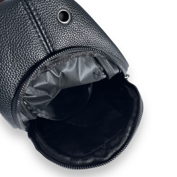 Мужской слинг с экошкии, два отделения, один фронтальный карман, черный Мужской слинг с экошкии, два отделения, один фронтальный карман, черный