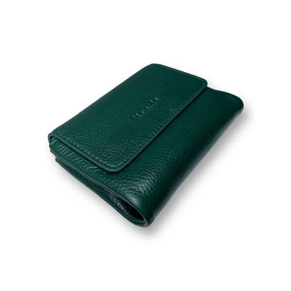 Женский кошелек из натуральной кожи, цвет зеленый, магнитная застежка Женский кошелек из натуральной кожи, цвет зеленый, магнитная застежка