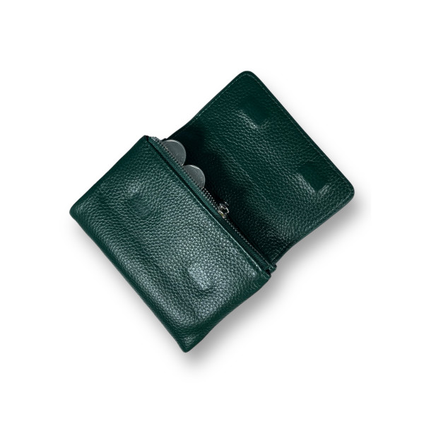 Женский кошелек из натуральной кожи, цвет зеленый, магнитная застежка Женский кошелек из натуральной кожи, цвет зеленый, магнитная застежка