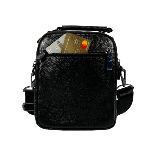 Сумка через плечо на пять отделений, снимаемый ремень, ручки для переноса, черная Сумка через плечо на пять отделений, снимаемый ремень, ручки для переноса, черная