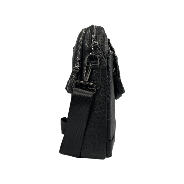 Сумка  для ноутбука на п'ять віділень чорного кольору