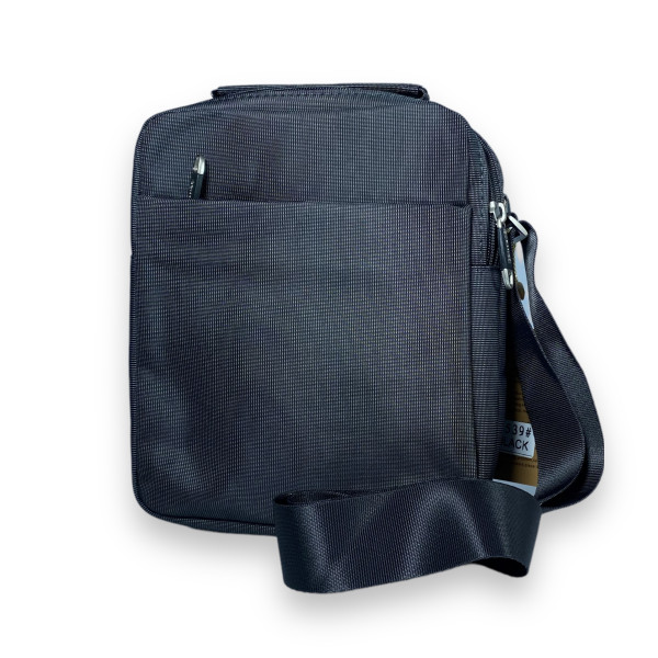 Сумка через плече, два відділи, додаткові кишені, чорна