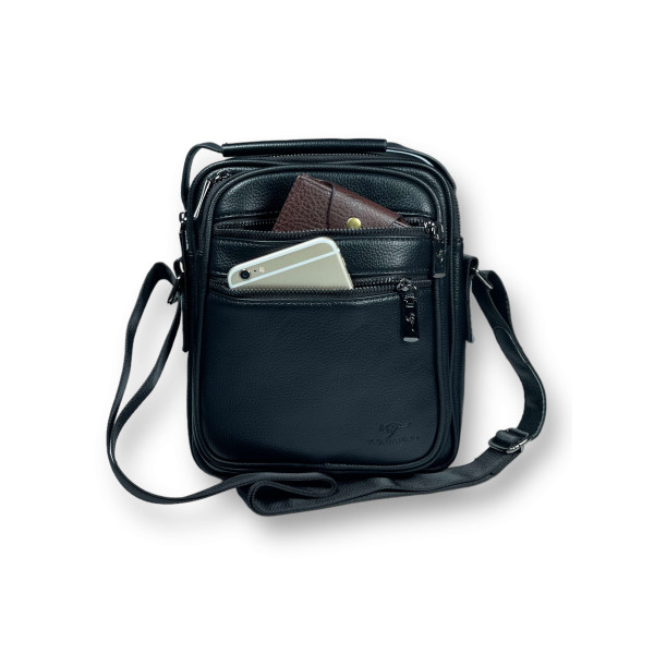 Сумка через плечо из кожзама, 1 отделение, 3 фронтальных кармана, черный Сумка через плечо из кожзама, 1 отделение, 3 фронтальных кармана, черный