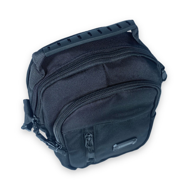 Сумка через плечо, два отдела, внутренний карман, черная Сумка через плечо, два отдела, внутренний карман, черная