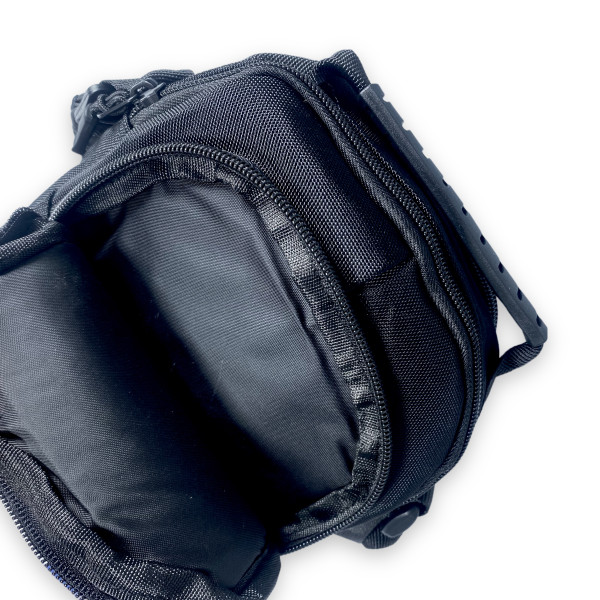 Сумка через плечо, два отдела, внутренний карман, черная Сумка через плечо, два отдела, внутренний карман, черная