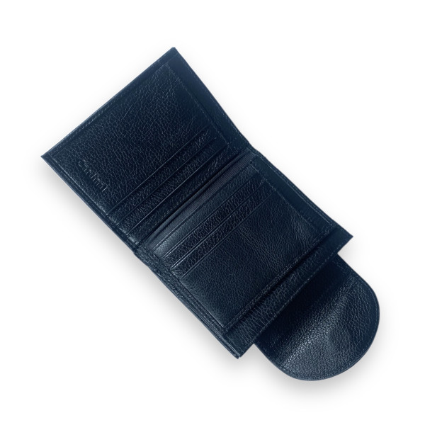 Кошелек женский, кожаный, 2 отдела для купюр, цвет черный Кошелек женский, кожаный, 2 отдела для купюр, цвет черный