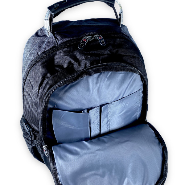 Рюкзак міський, 25 л, два відділи, USB- слот+кабель, розʼєм для навушників, розміри: 45*30*17 см, сірий