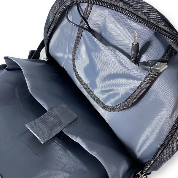 Городской рюкзак с чехлом от дождя 30 л, USB разъем, бордовый