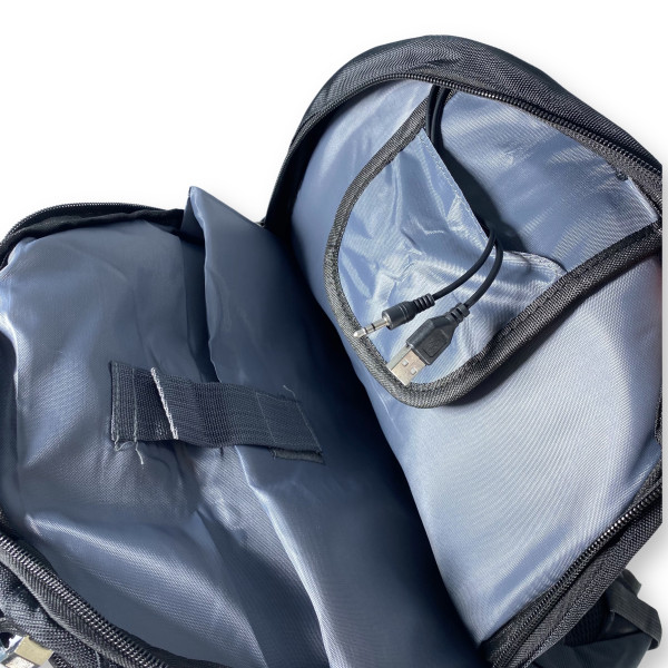 Міський рюкзак з чохлом від дощу, 30 л, USB розʼєм, чорний