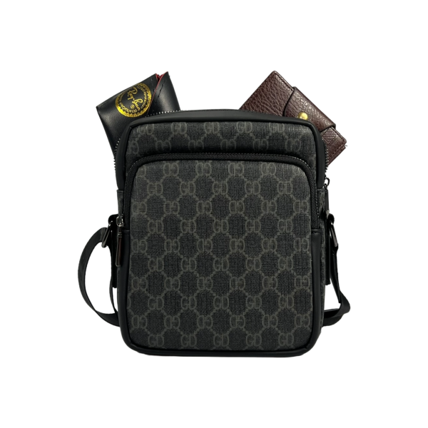 Комфортная сумка через плечо на три отделения, из высококачественной экокожи, черная Комфортная сумка через плечо на три отделения, из высококачественной экокожи, черная