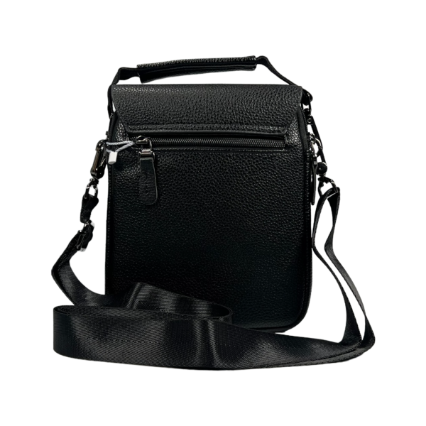 Стильная и практичная сумка-барсетка через плечо, 4 отделения, цвет черный Стильная и практичная сумка-барсетка через плечо, 4 отделения, цвет черный
