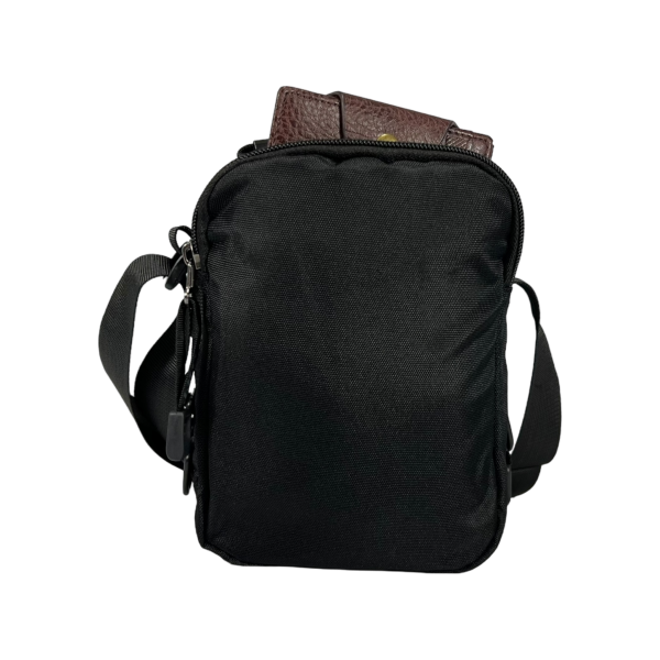 Сумка через плечо, крепкая, комфортная, четыре отделения, застежка на молнии, черная Сумка через плечо, крепкая, комфортная, четыре отделения, застежка на молнии, черная