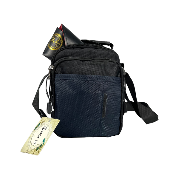 Коипактная и функциональная сумка через плечо на четыре отделения, 3 л, синяя Коипактная и функциональная сумка через плечо на четыре отделения, 3 л, синяя