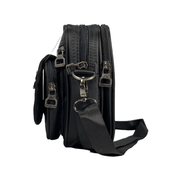 Текстильна та компактна сумка через плече на п'ять відділень, 2 л, чорна Текстильна та компактна сумка через плече на п'ять відділень, 2 л, чорна