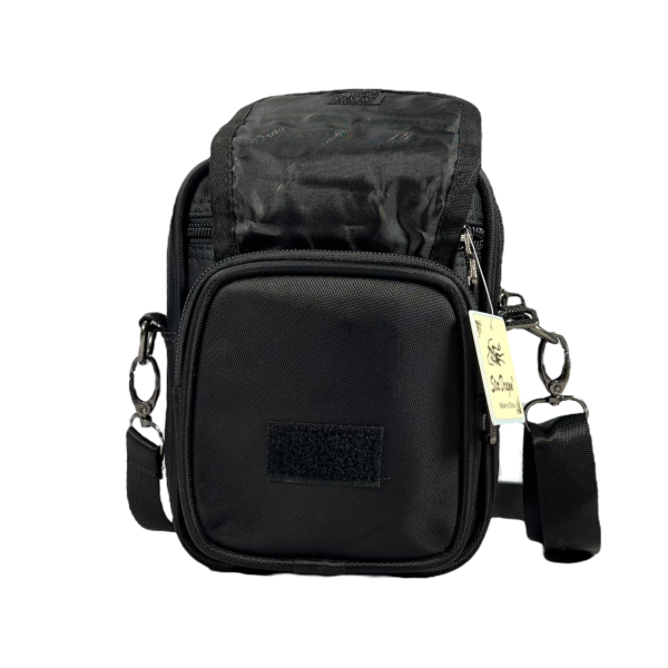 Текстильна та компактна сумка через плече на п'ять відділень, 2 л, чорна Текстильна та компактна сумка через плече на п'ять відділень, 2 л, чорна