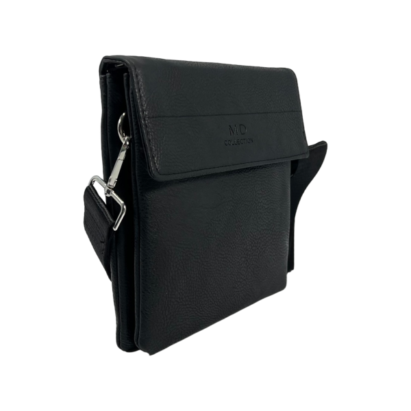 Сумка через плечо на четыре отделения компактных размеров, черная Сумка через плечо на четыре отделения компактных размеров, черная