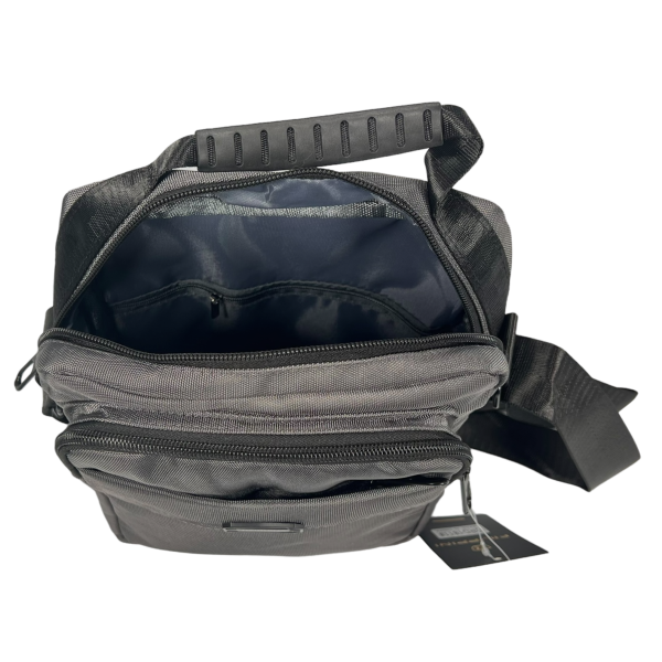 Современная сумка через плечо с застежкой на молнии, серая, 5 л, 3 отделения Современная сумка через плечо с застежкой на молнии, серая, 5 л, 3 отделения