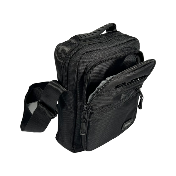 Классическая сумка через плечо на четыре отделения, черная Классическая сумка через плечо на четыре отделения, черная