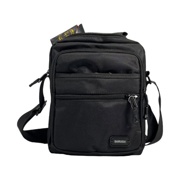 Классическая сумка через плечо на четыре отделения, черная Классическая сумка через плечо на четыре отделения, черная