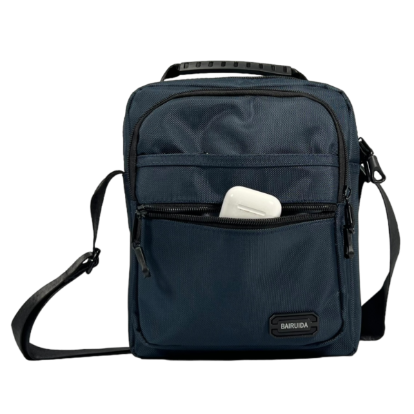 Надежная и крепкая сумка через плечо на четыре отделения, цвет синий Надежная и крепкая сумка через плечо на четыре отделения, цвет синий