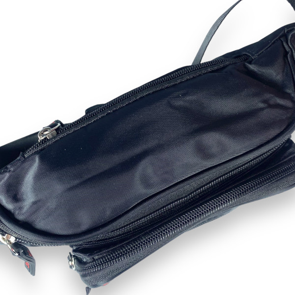 Сумка-бананка черного цвета на молнии, два фронтальных кармана