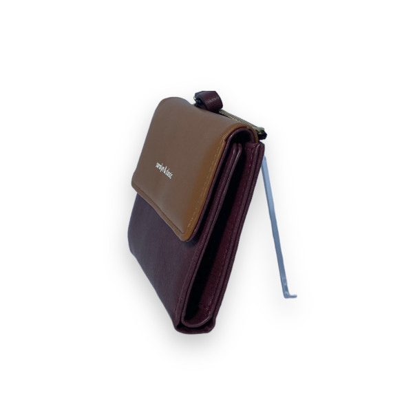 Женский кошелек Saralyn экокожа 1 отделение 5 ячеек для карт размер: 13*10*2 см бордо+коричневый Женский кошелек Saralyn экокожа 1 отделение 5 ячеек для карт размер: 13*10*2 см бордо+коричневый