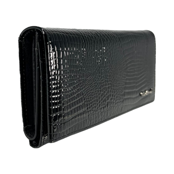 Кошелек из натуральной кожи, черный, с кнопочной застежкой, 4 отделения для купюр Кошелек из натуральной кожи, черный, с кнопочной застежкой, 4 отделения для купюр