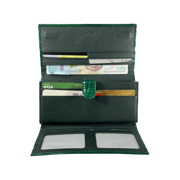 Лакированный кожаный кошелек зеленого цвета с картхолдером Лакированный кожаный кошелек зеленого цвета с картхолдером
