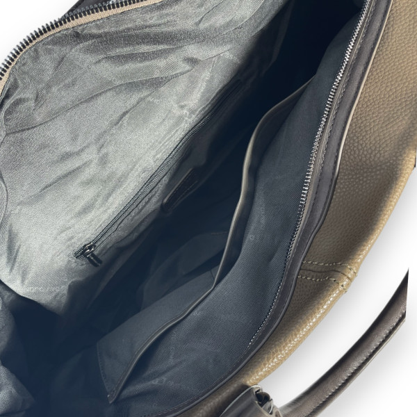 Сумка дорожная David Jones, одно отделение, три внутренних кармана, съемный ремень, размер: 50*33*21 см, хаки Сумка дорожная David Jones, одно отделение, три внутренних кармана, съемный ремень, размер: 50*33*21 см, хаки