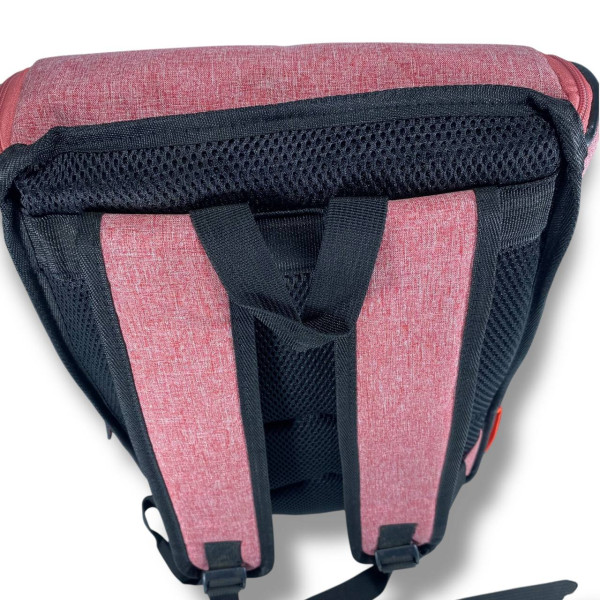 Міський рюкзак водовідштовхувальний із жорсткою спинкою, відділенням для ноутбука та кишенями для документів Міський рюкзак водовідштовхувальний із жорсткою спинкою, відділенням для ноутбука та кишенями для документів