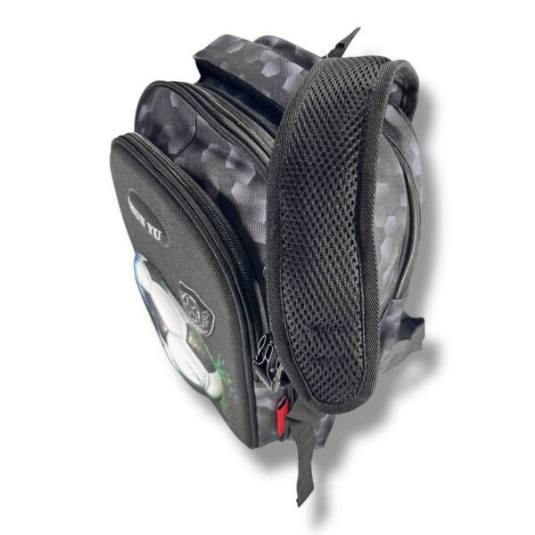 Школьный рюкзак для мальчиков с принтом Мяч, емкий и легкий, пенал в комплекте Школьный рюкзак для мальчиков с принтом Мяч, емкий и легкий, пенал в комплекте