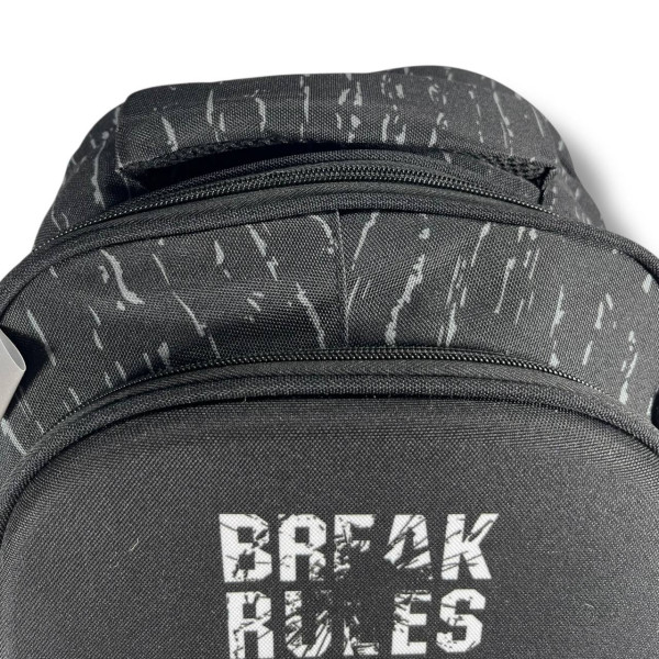 Школьный рюкзак для мальчиков с принтом Машина, вместительная и легкая, пенал в комплекте Школьный рюкзак для мальчиков с принтом Машина, вместительная и легкая, пенал в комплекте