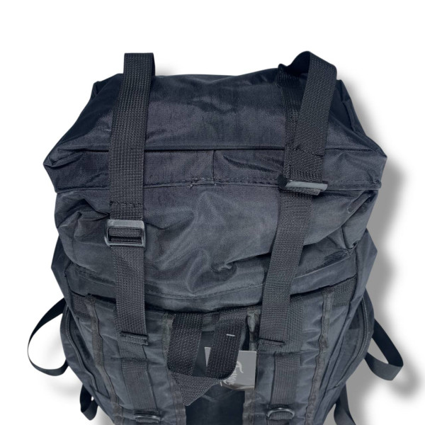 Туристический водоотталкивающий рюкзак для путешествий черного цвета на 45 л