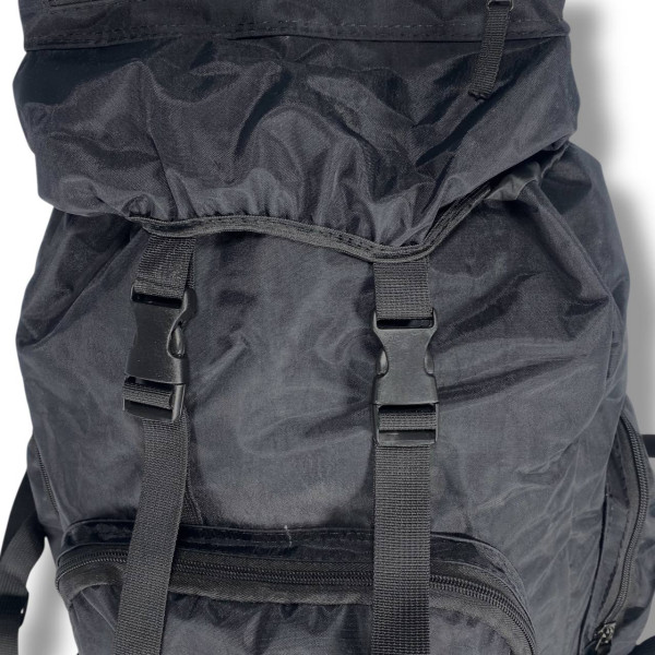 Туристический водоотталкивающий рюкзак для путешествий черного цвета на 45 л