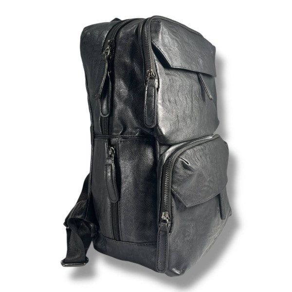 Вместительный и удобный женский рюкзак с отделением для ноутбука