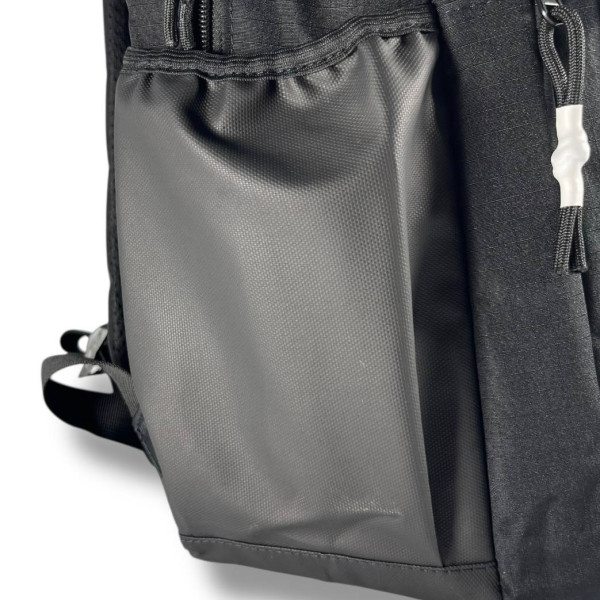 Стильний і практичний шкільний рюкзак, чорний, водонепроникий, на 2 відділення Стильний і практичний шкільний рюкзак, чорний, водонепроникий, на 2 відділення