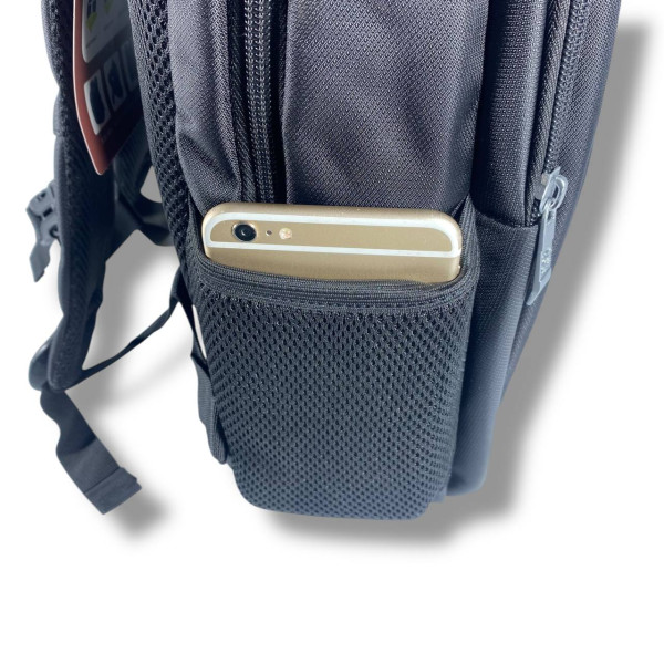 Міський рюкзак водовідштовхувальний чорного кольору з відділенням для ноутбука (до 14")