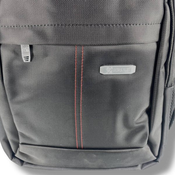 Міський рюкзак водовідштовхувальний чорного кольору з відділенням для ноутбука (до 14")