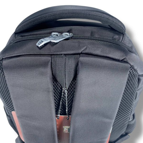 Міський рюкзак водовідштовхувальний чорного кольору з відділенням для ноутбука (до 14")