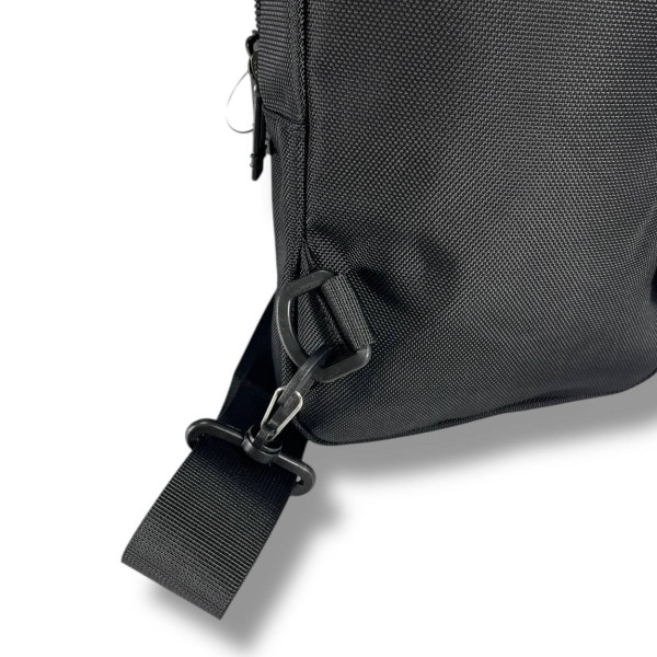 Практичная и стильная мужская сумка через плечо, текстильная, чорна Практичная и стильная мужская сумка через плечо, текстильная, чорна