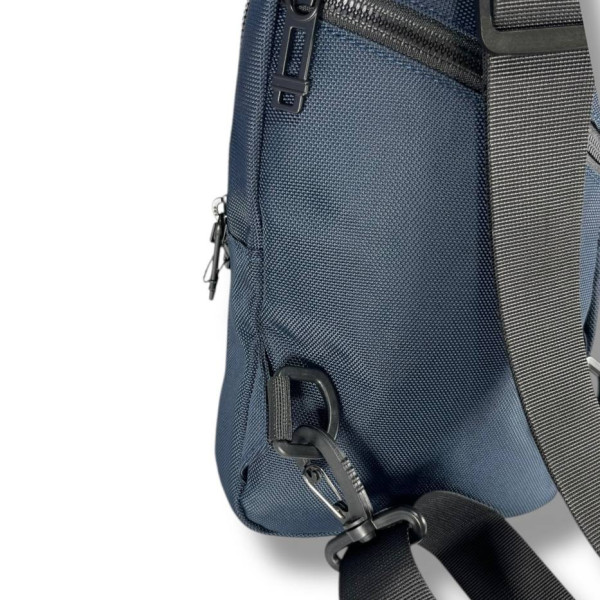 Практичная и стильная мужская сумка через плечо, текстильная, синяя.