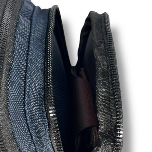 Практичная и стильная мужская сумка через плечо, текстильная, синяя.