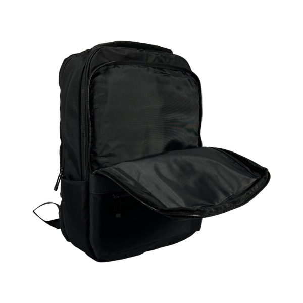 Городской рюкзак на четыре отделения, 22 л, черный Городской рюкзак на четыре отделения, 22 л, черный