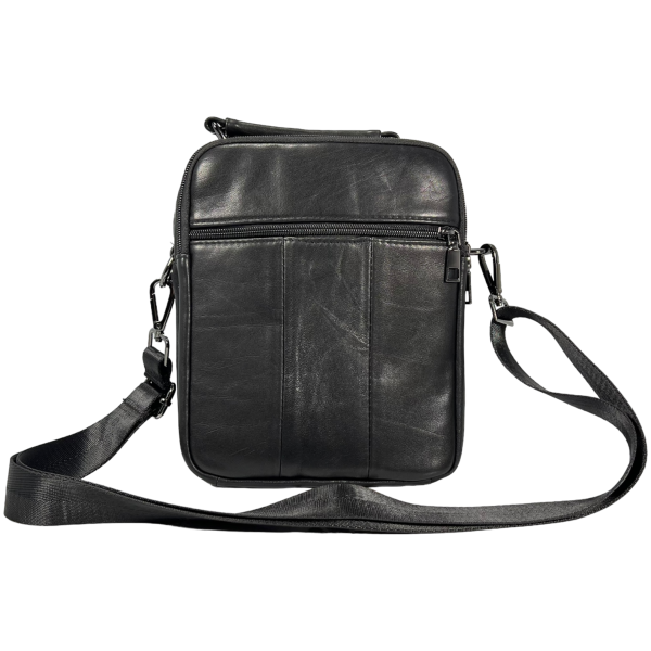 Вместительная и комфортная сумка через плечо из натуральной кожи, 4 л, черная Вместительная и комфортная сумка через плечо из натуральной кожи, 4 л, черная