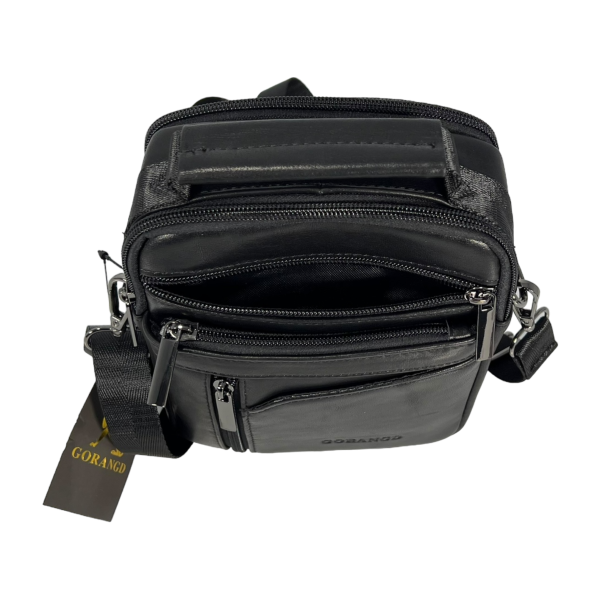 Стильная и функциональная сумка через плечо, кожаная, черная Стильная и функциональная сумка через плечо, кожаная, черная