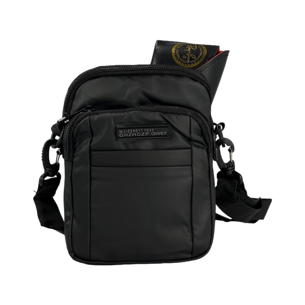 Комфортная и компактная сумка через плечо на четыре отделения, черная