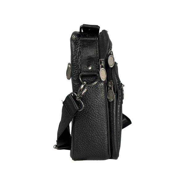 Практична та зручна сумка через плече з натуральної шкіри 4 відділення, 3 л, чорна Практична та зручна сумка через плече з натуральної шкіри 4 відділення, 3 л, чорна