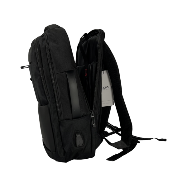 Городской рюкзак на четыре отделения, 21 л, черный Городской рюкзак на четыре отделения, 21 л, черный