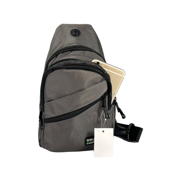 Функциональная сумка-слинг на четыре отделения, выход для наушников, серая Функциональная сумка-слинг на четыре отделения, выход для наушников, серая